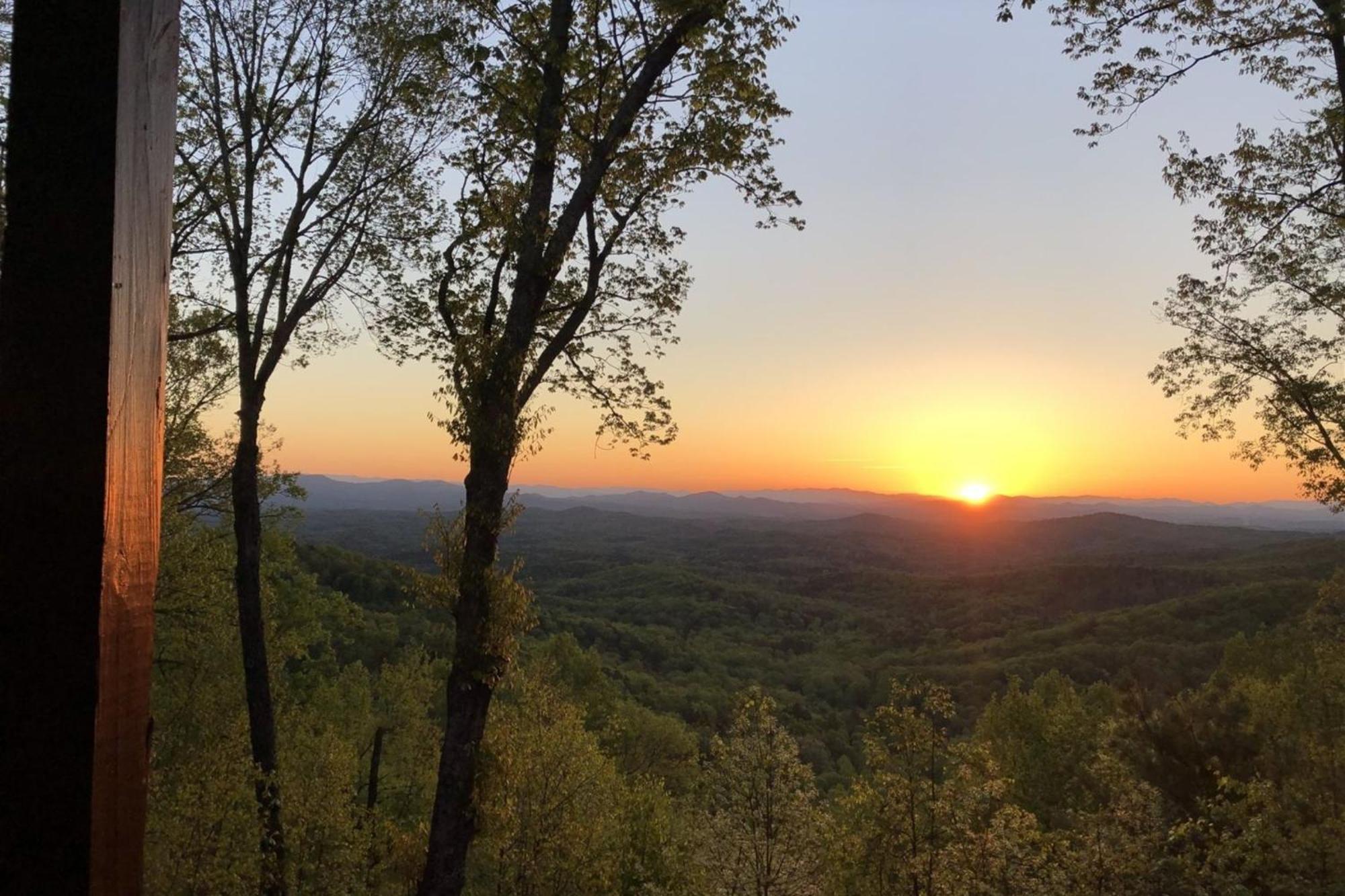 Appalachian Sunrise Amazing Views Close To Blue Ridge Hike From The Cabin Exterior photo